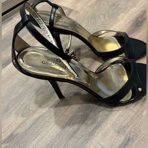 Gil Carvalho size 39 worn 1x 3 inch heels